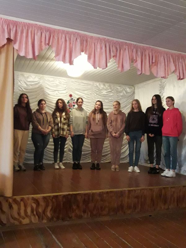 Представлення груп першого курсу.